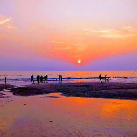 Hotel Golden Park Near Nesco Mumbai Bagian luar foto